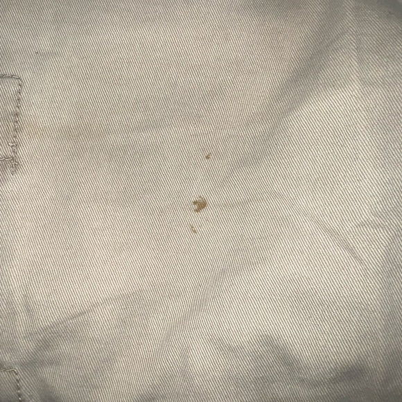 Men’s khaki shorts - Picture 3 of 6